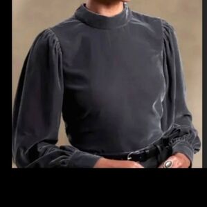 Banana Republic velvet/open back tie at the waist top. Final Discount🔥